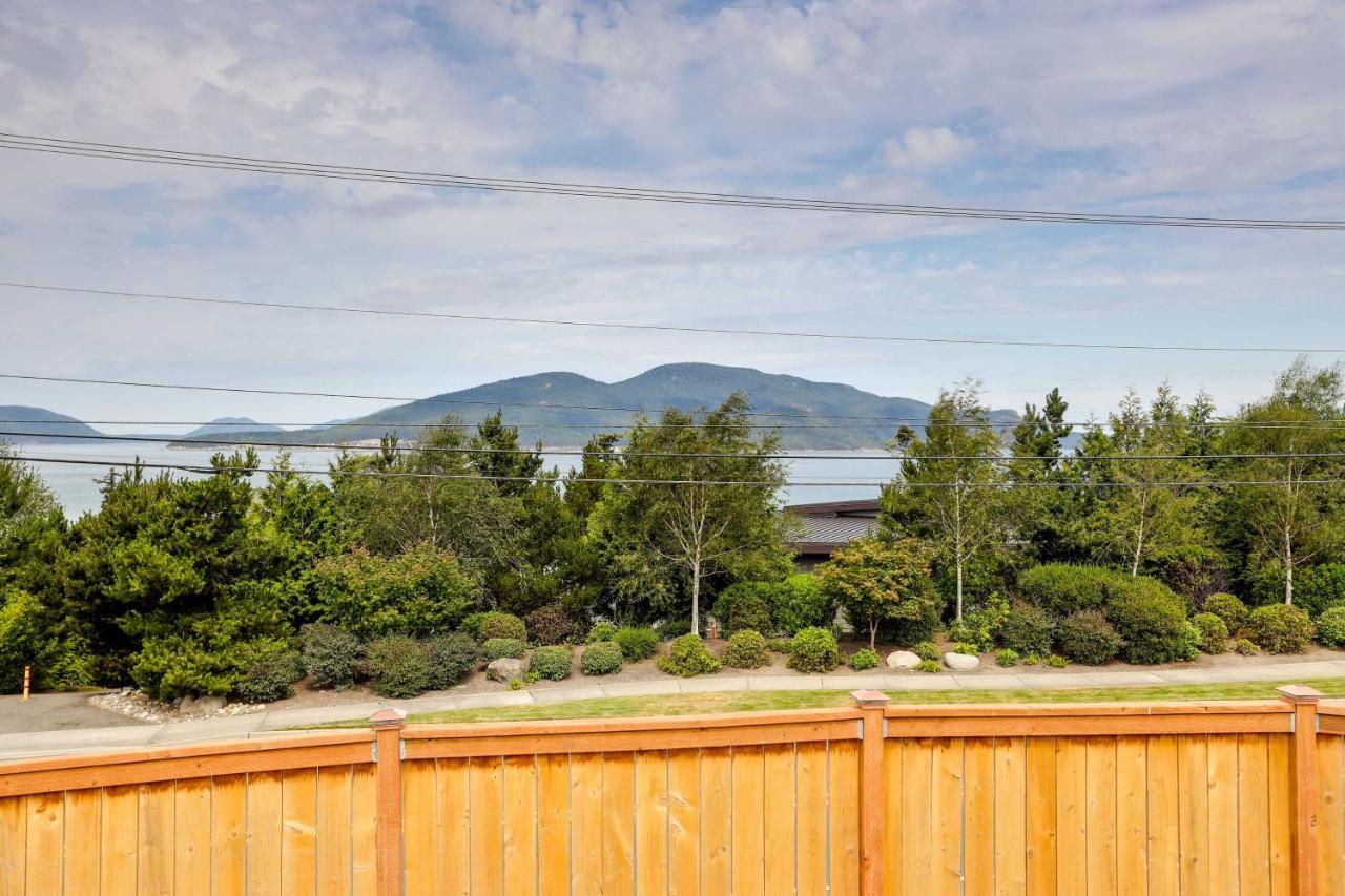 Appartamento Dog-Friendly Anacortes Retreat With Shared Hot Tub! Esterno foto